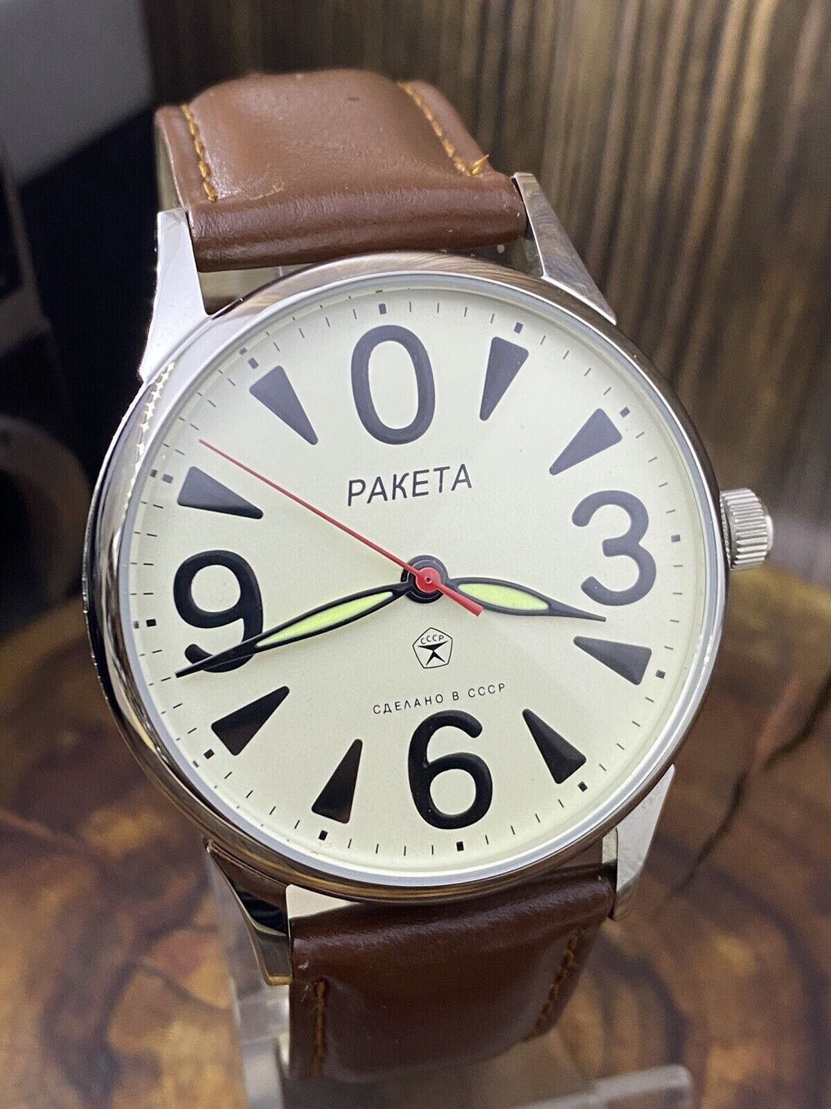 Vintage Raketa “Big Zero” Watch – Minimalist Soviet Style with Distinctive Dial