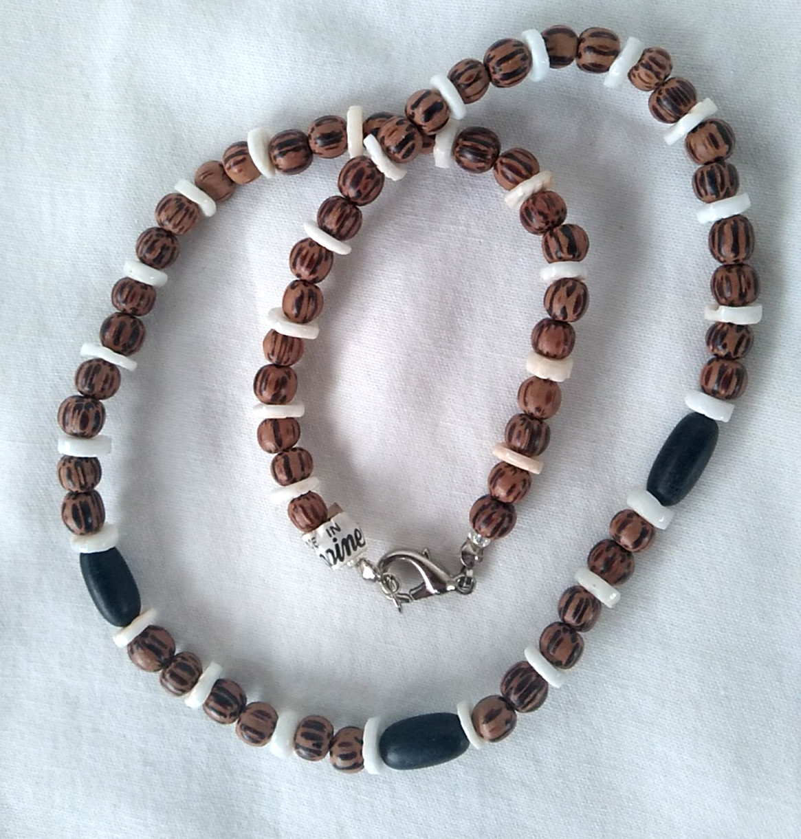 Surfer Ethnic Tribal Men Teen Heishi Puka Necklace 18″ Gift USA Seller New