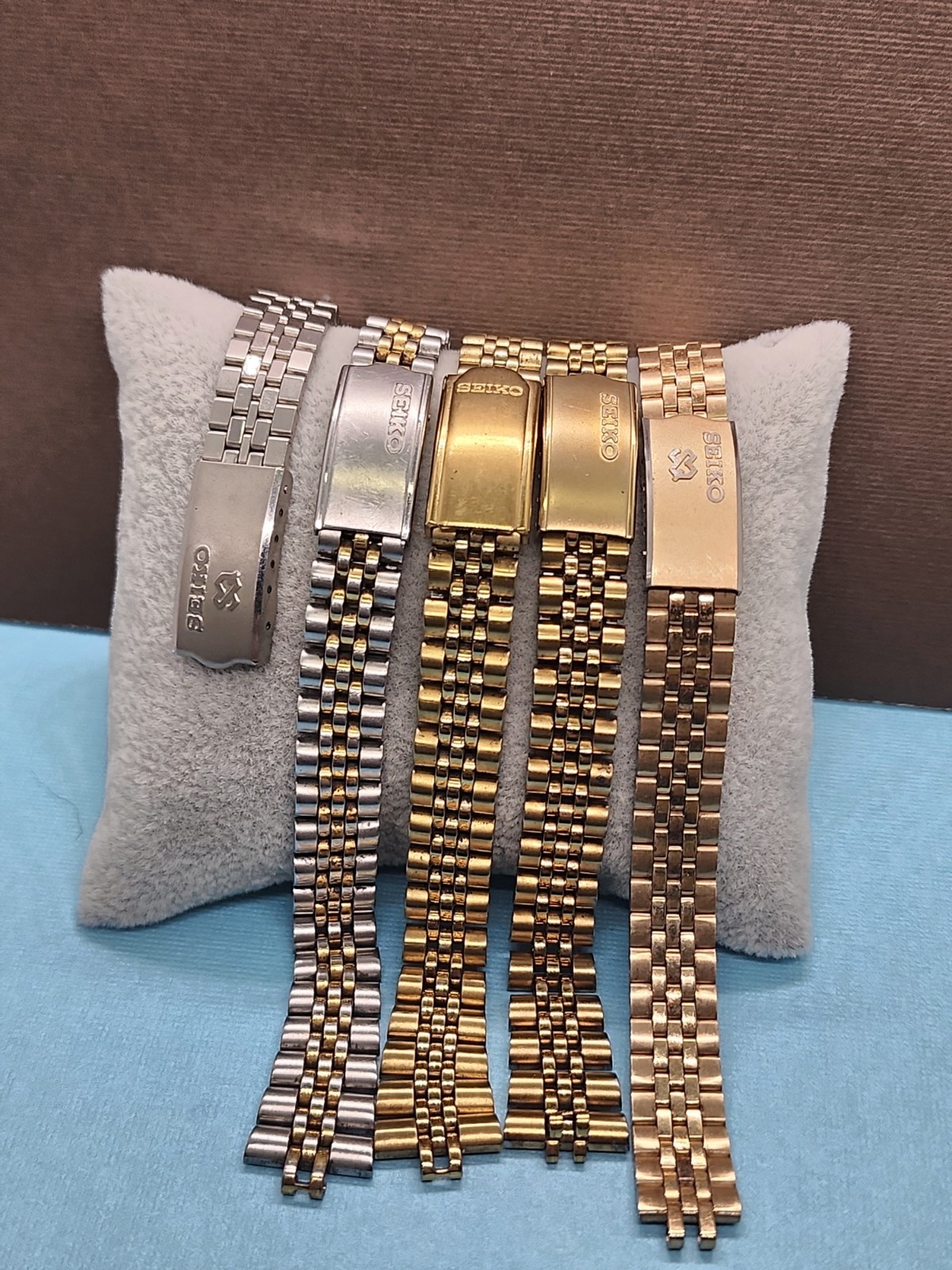 Lot Of Ladies’ Vintage Seiko Folding Clasp Complete & Partial Watch Bands Parts