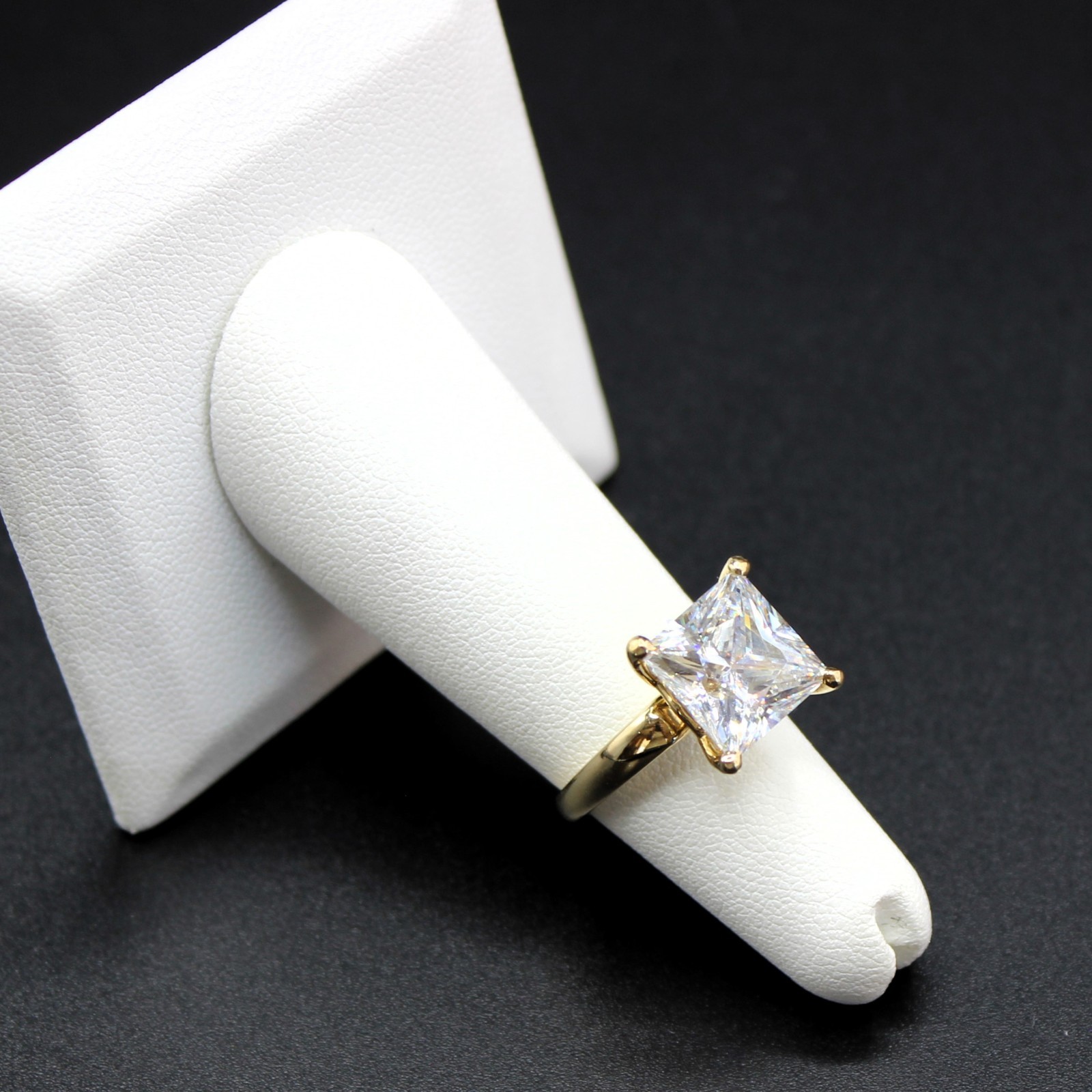 4 Carat Diamond Ring Engagement REAL 14k 6.80gm Man Made Wedding Vacation Size 5