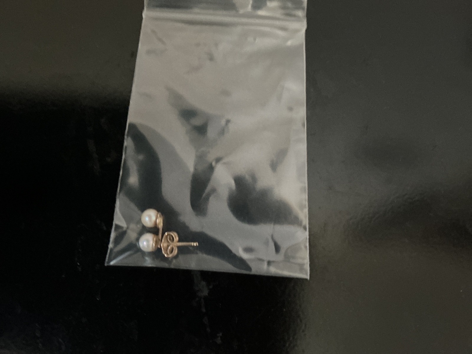 14K gold stamped single ear ring small stud with 2 pearls vintage midcentury