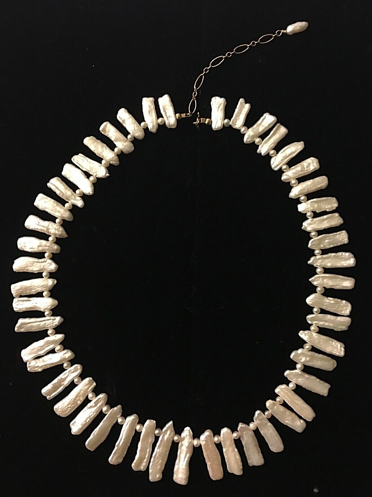 Biwi Baroque Stick Freshwater Pearl Necklace