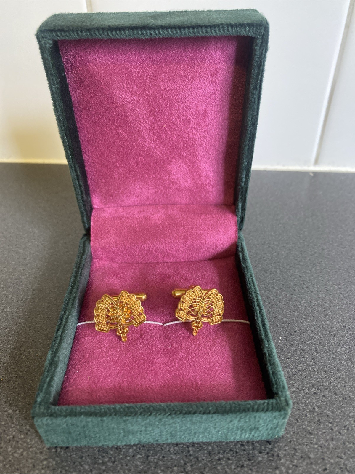 Vintage Raffles Hotel Singapore Cufflinks Made In England in Original Box