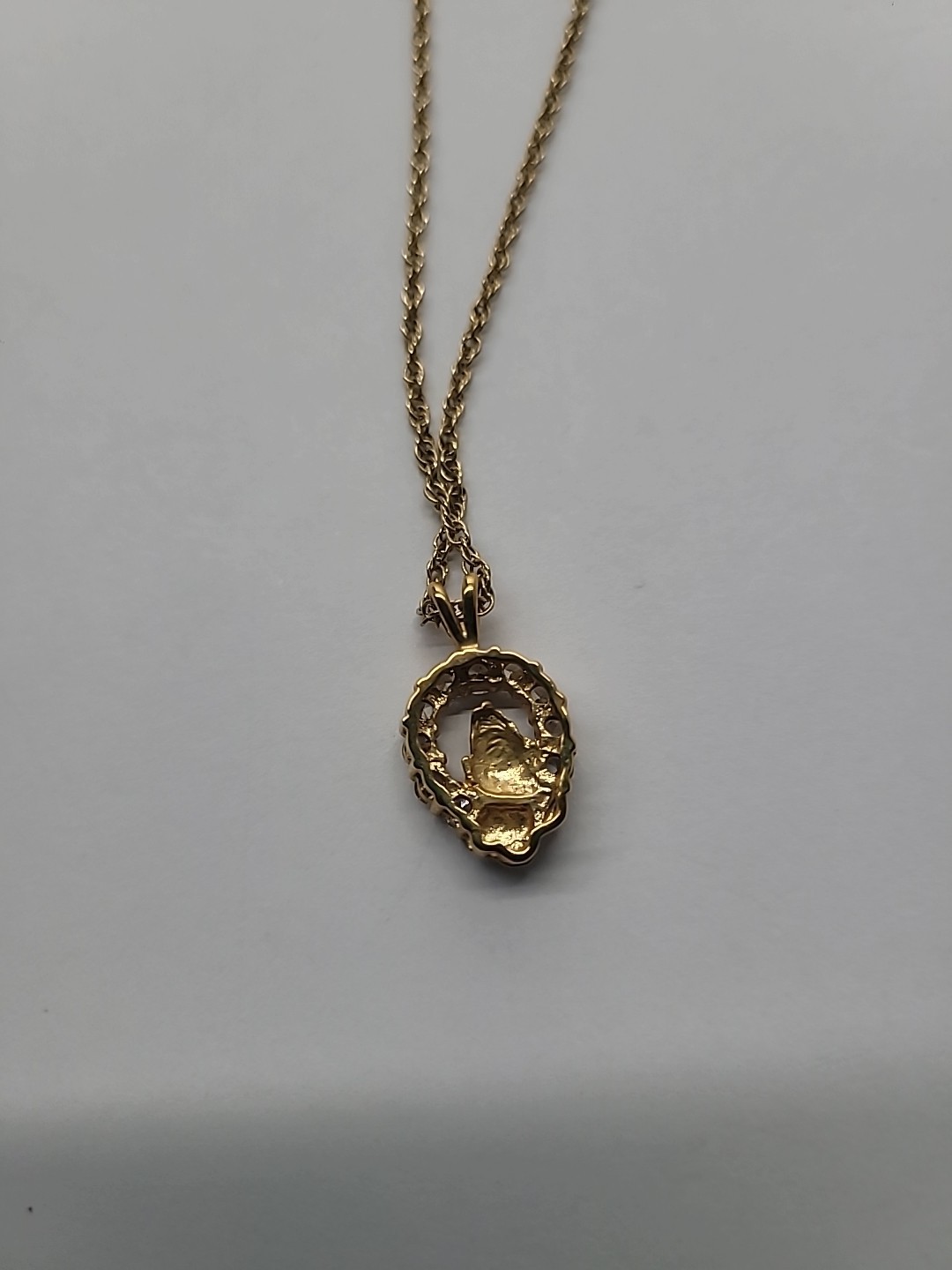 Vintage Gold Tone Rhinestone Praying Hands Pendant Necklace Religious Jewelry