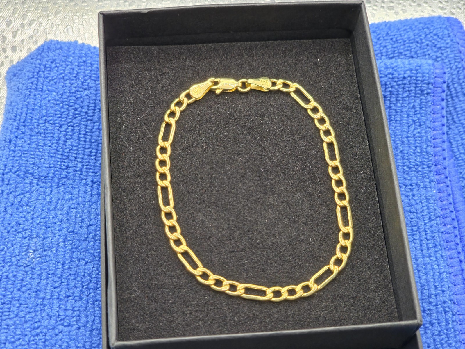 10K Yellow Gold Figaro Bracelet (4.2mm 7.5in) Semi-Solid 2.6g