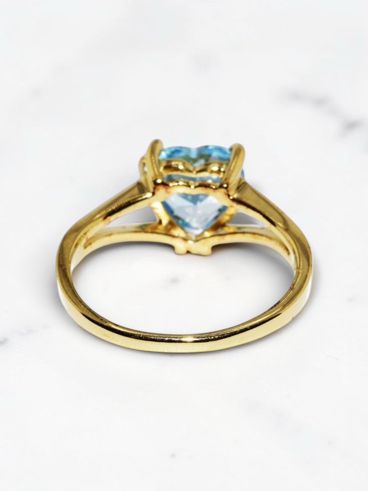Gold Tone 925 Sterling Silver Heart Blue Topaz Prong Set Band Ring 6.25