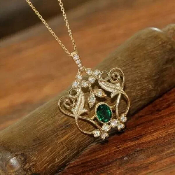 3Ct Oval Cut Green Emerald Women’s Pendant 14K Yellow Gold Free Chain
