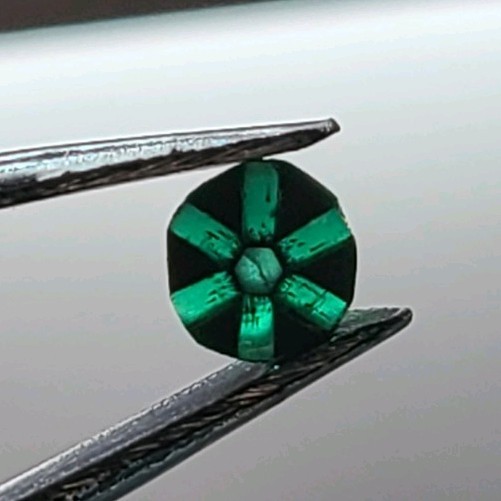 EXTREMELY RARE Tripache Emerald From Colombia 0.26 ct with unique spokes