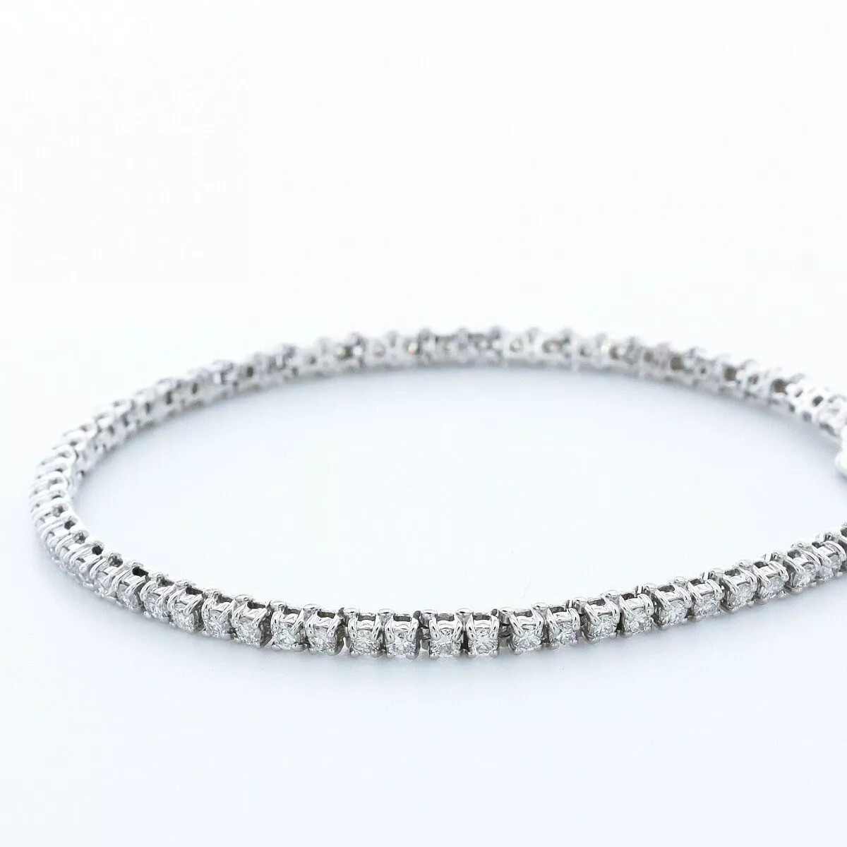 Tennis Bracelet Solid 14K Gold Classic 3.05 Carat Round Lab-Grown Diamond D VVS1