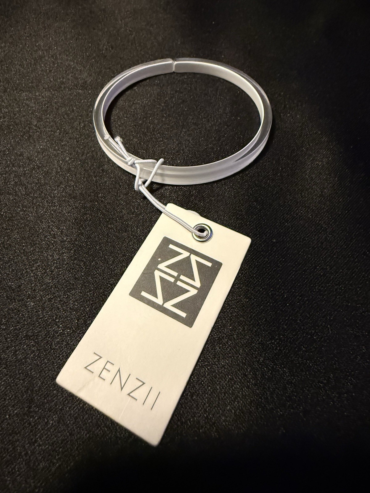 Zenzii Clear Acrylic Resin Bangle Bracelet Silver Tone Inlay Minimalist Matte