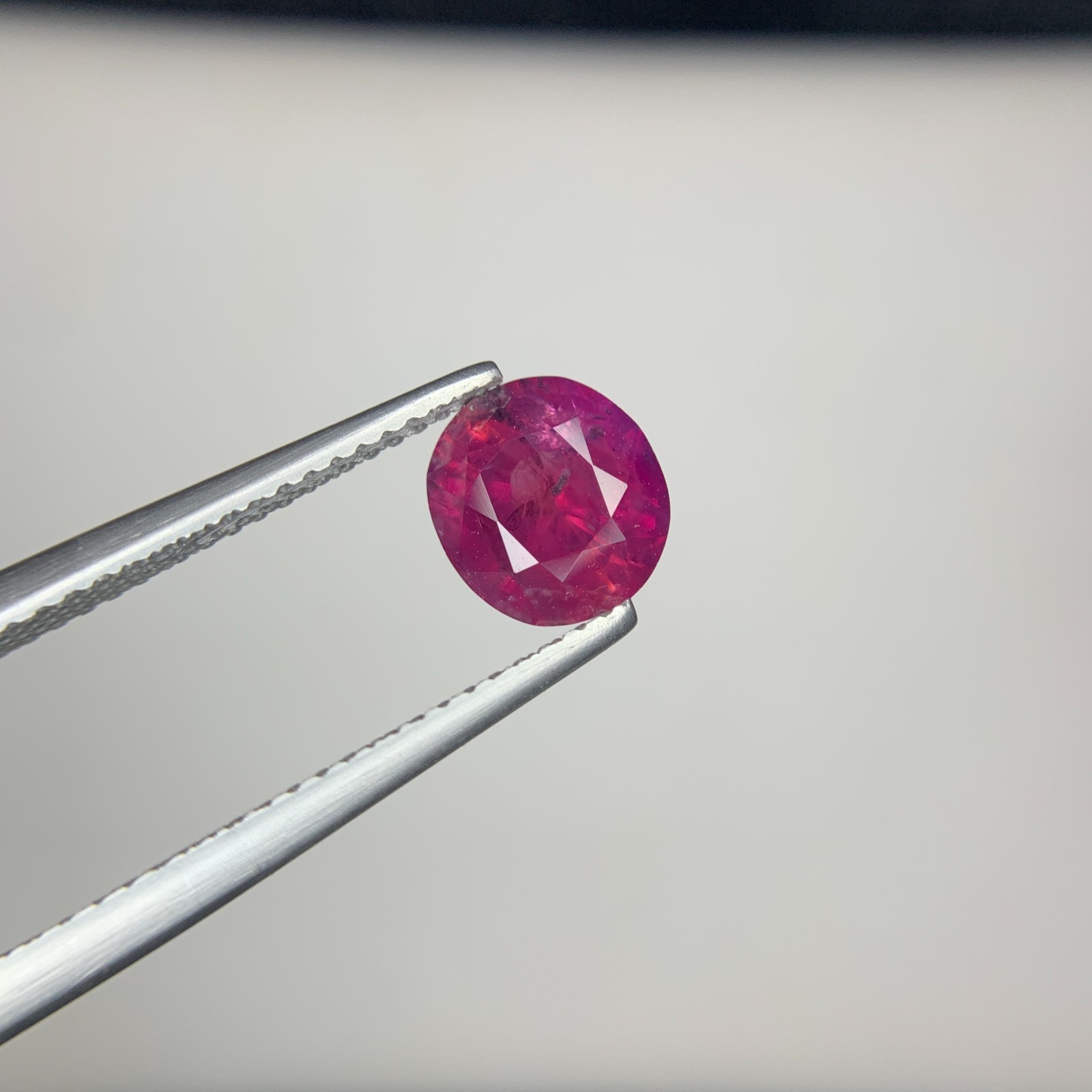 2.17 Ct Natural Kashmir Ruby Oval Shape Loose Gemstone