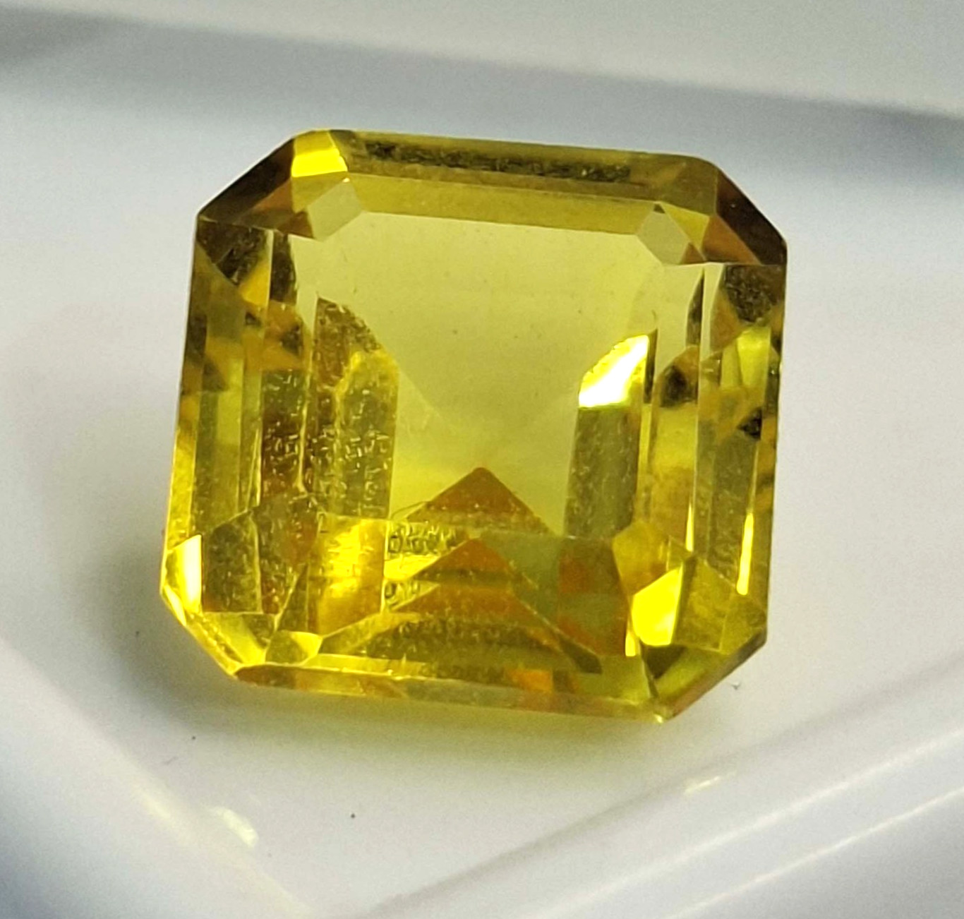 5-7 Ct Asscher Cut Sapphire Certified Yellow Natural Loose Gemstone