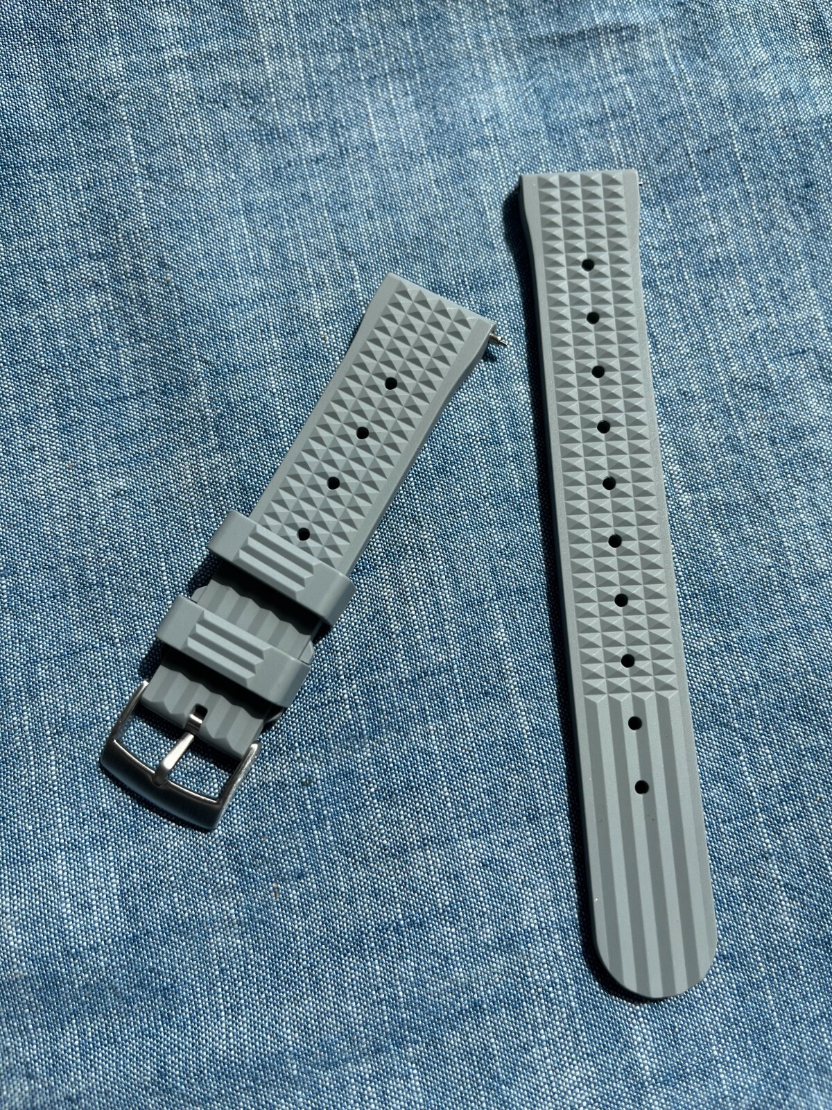 Vulcanized Rubber Waffle Watch Strap