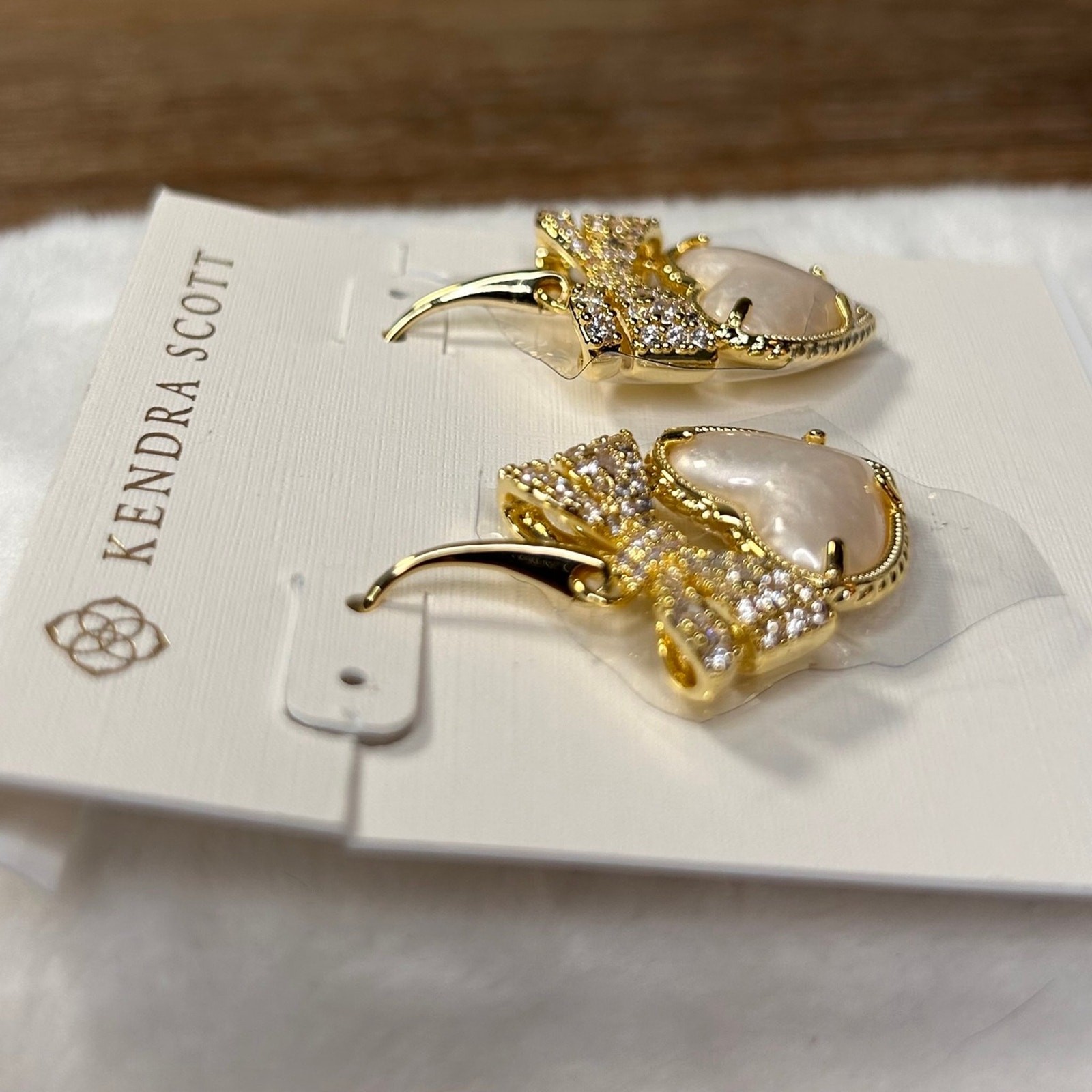 New! Kendra Scott Haisley Bow Heart Drop Ear Gold Ivory Mother Of Pearl