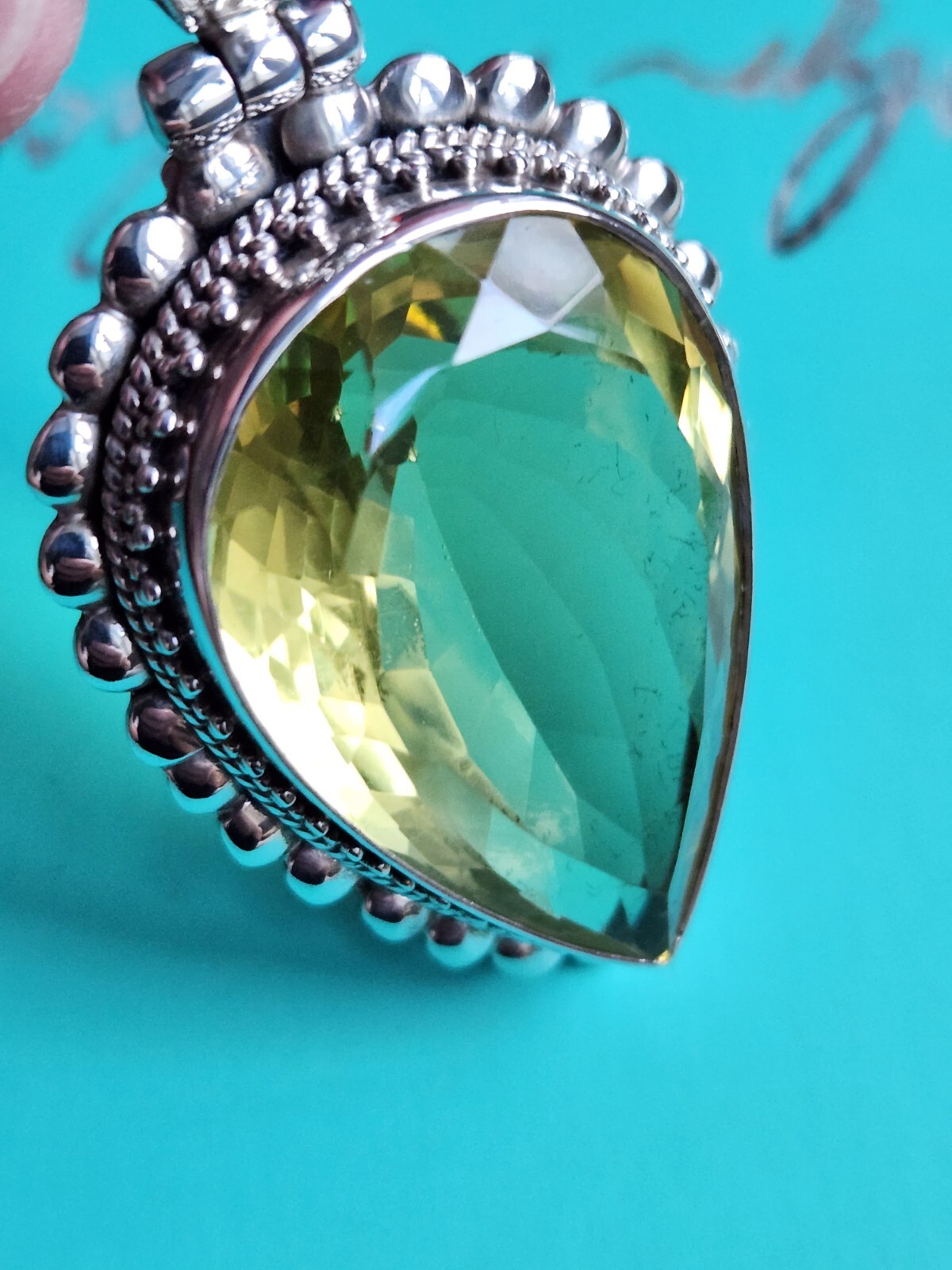 LARGE LEMON QUARTZ STERLING SILVER PENDANT, 28.5 GRAMS