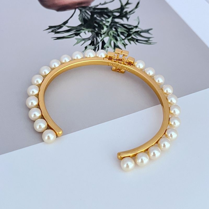New Tory Logo Pearl Cuff Bangle Ivory OS with Jewelry Pouch