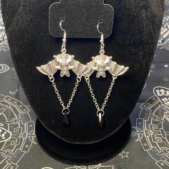 Goth Emo Halloween Bat Fashion Hanging Earrings Lot Of 5