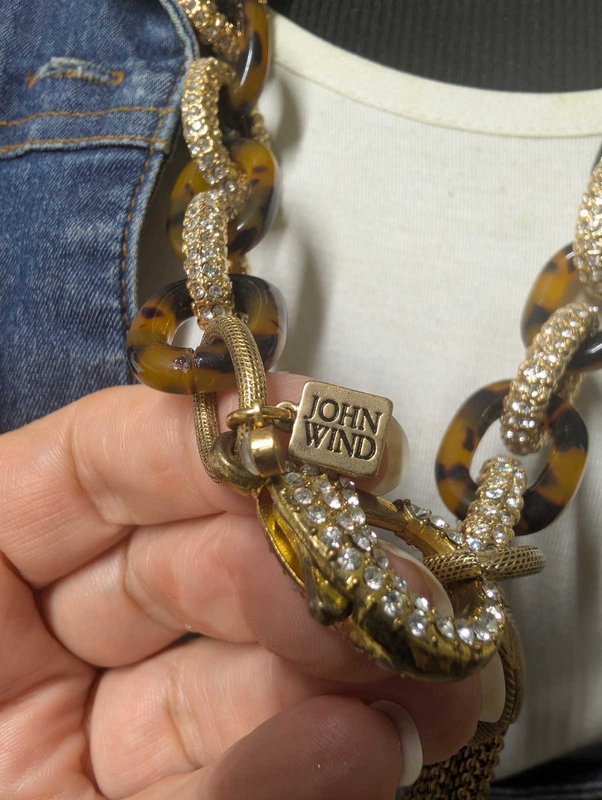 John Wind Chunky Rhinestone and Tortoise Link Chain Necklace Gold Tone