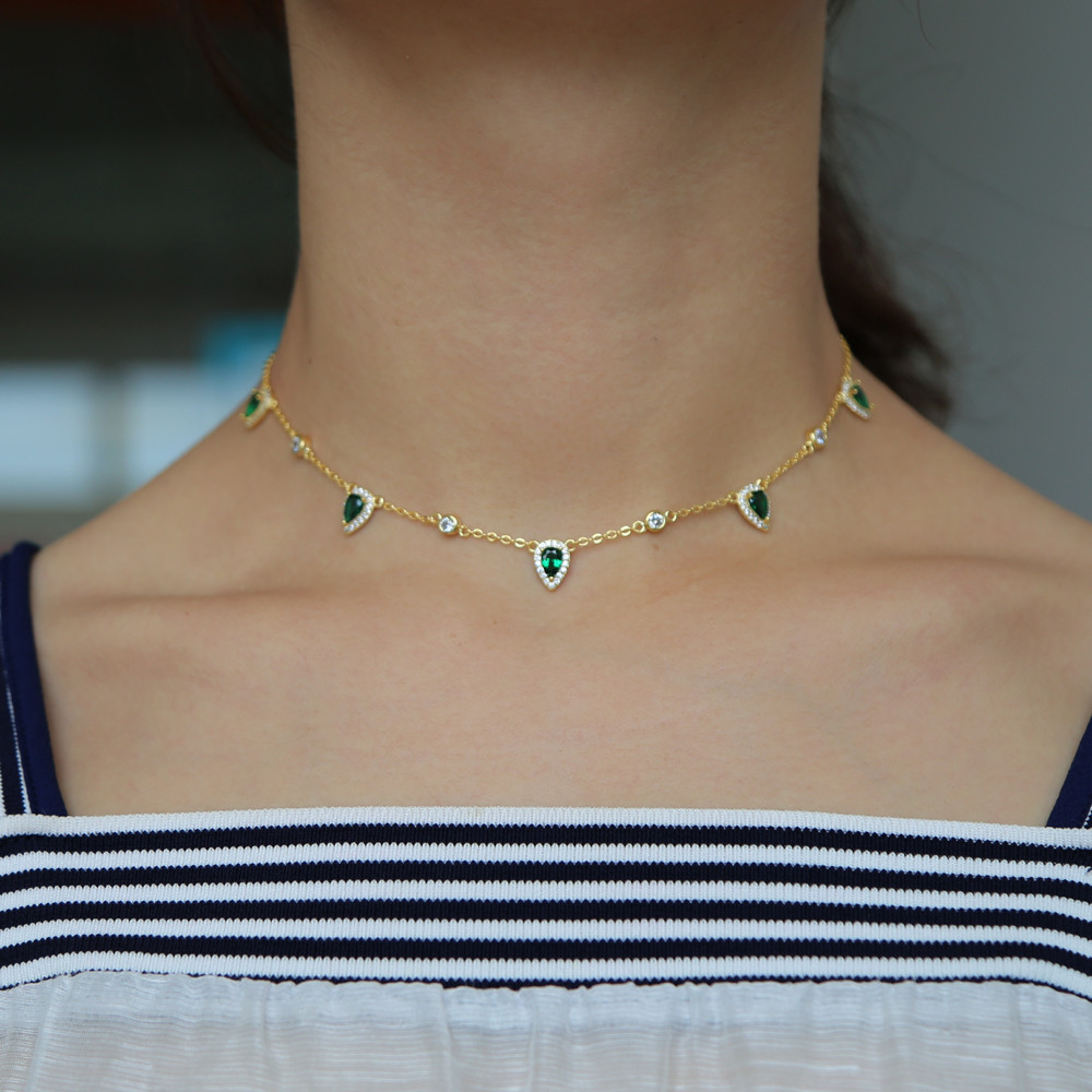 2.50Ct Pear Emerald & Diamond Women’s Charm Choker Necklace 14k Yellow Gold Over