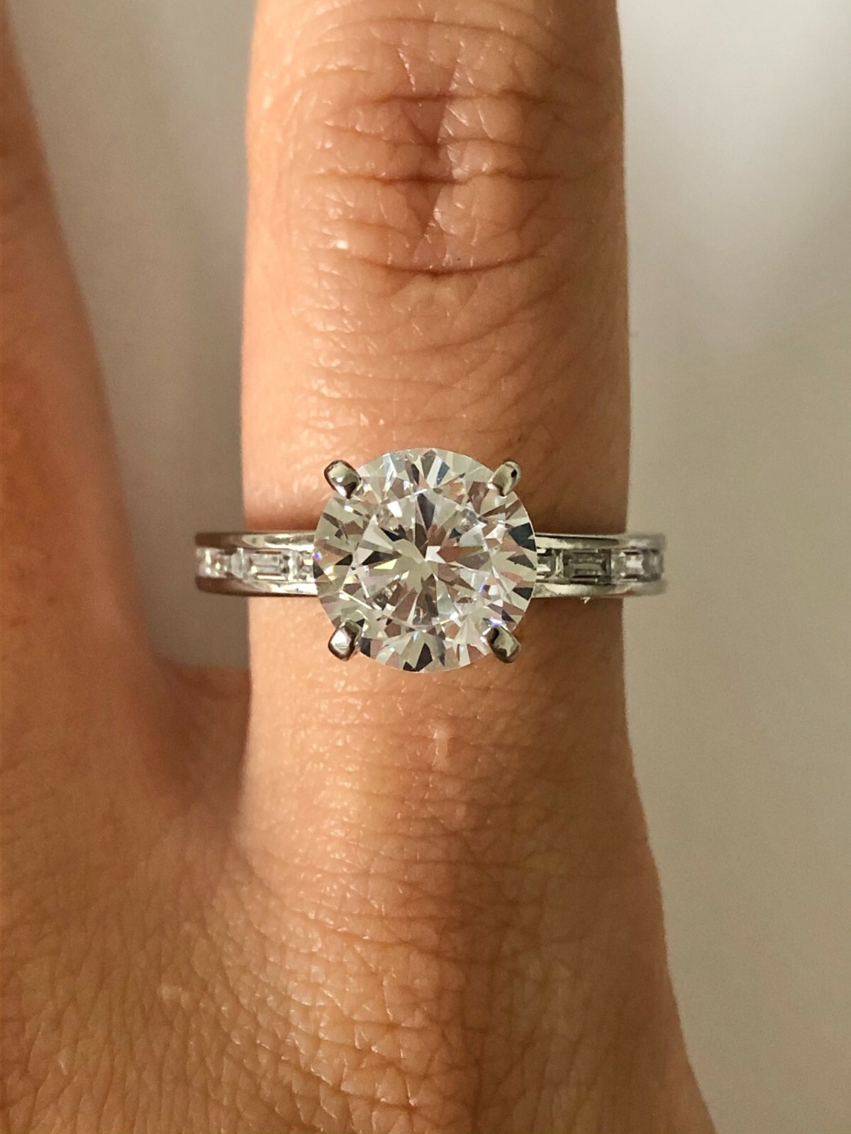 Elegant 2.5 CT Round Clear CZ 925 Silver Baguette Bezel Style Ring Size 8
