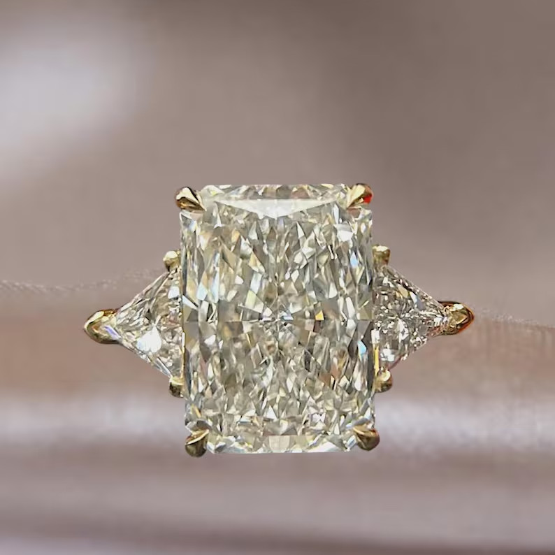 IGI 4 Ct Radiant F-VS1 Lab Grown Diamond Engagement Gift Ring 14K Yellow Gold
