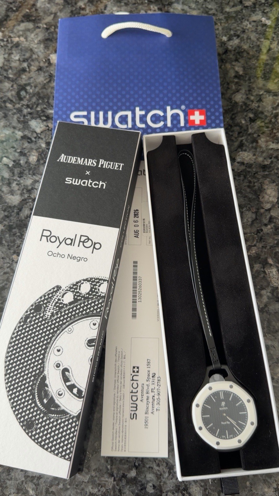 Swatch x AP Audemars Piguet Royal Pop Ocho Negro