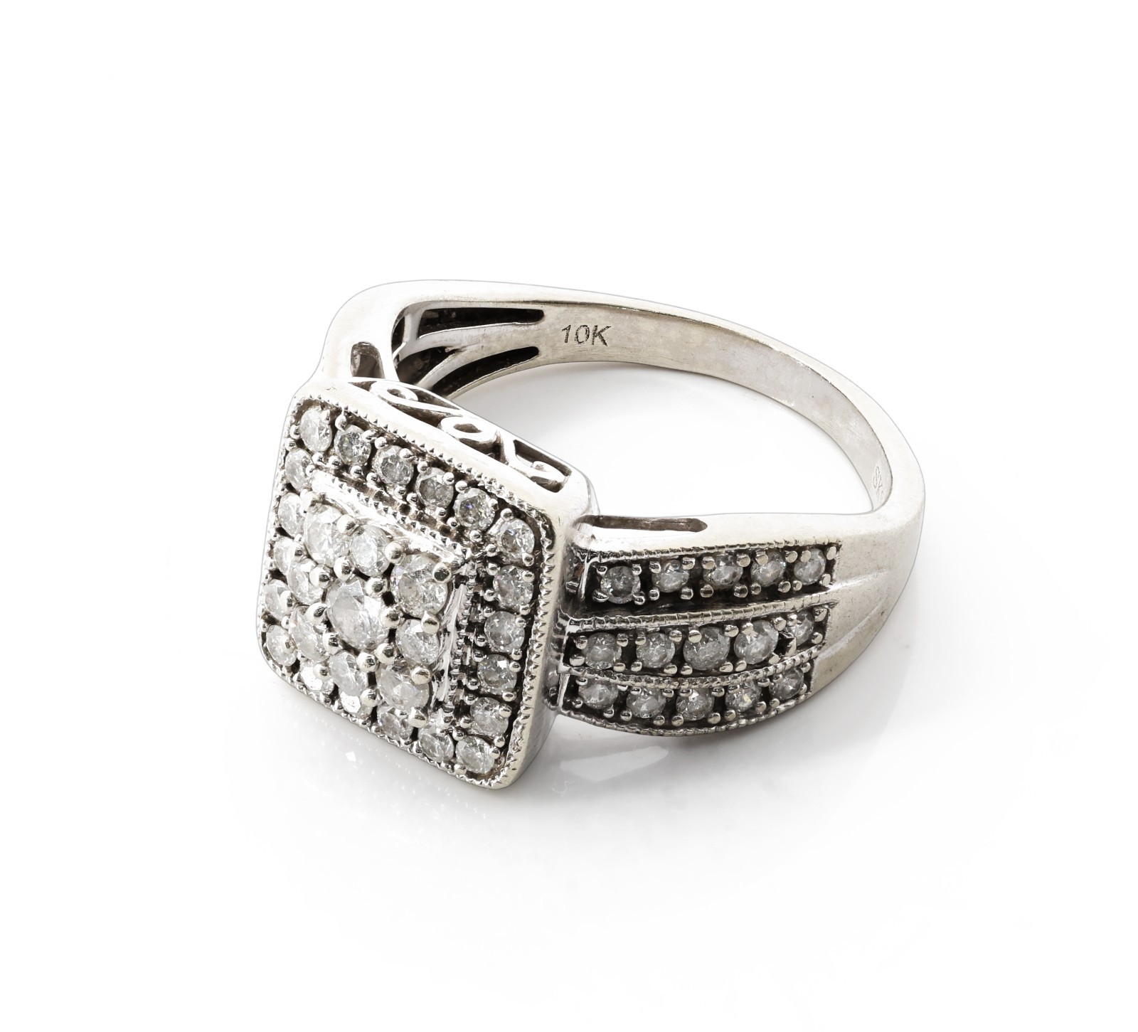 10K White Gold Ring With Diamonds Approx. 1.50 CTW, Size 8