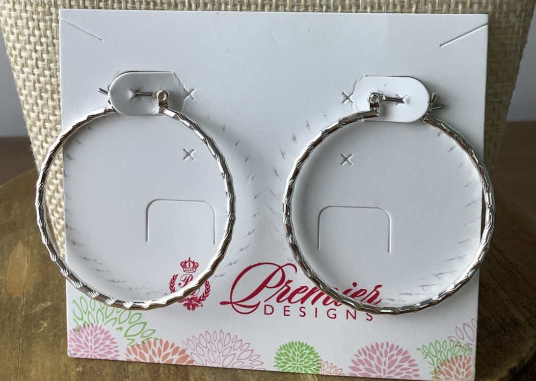 Premier Designs Silver Tone Etched Textured Hoop Earrings 1 1/2″