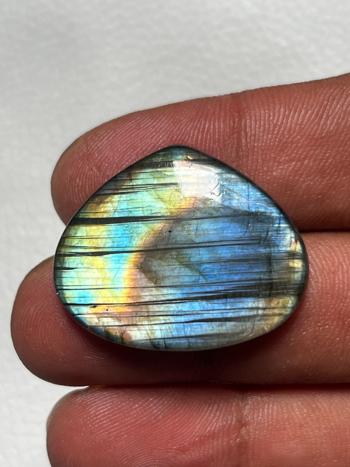 Natural Labradorite Cabochon 24x29mm 33Ct Blue Flash Loose Gemstone
