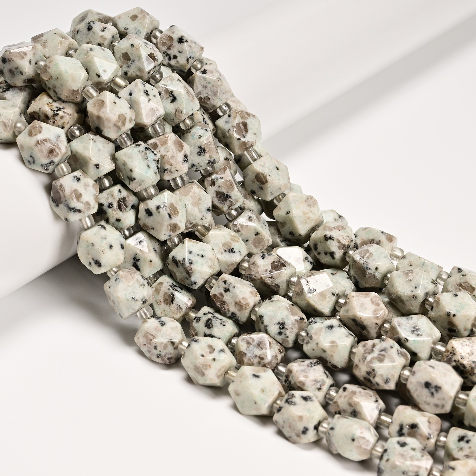 Natural Kiwi Stone Faceted Nugget Chunk Beads Size 10x12mm 15.5″ Strand