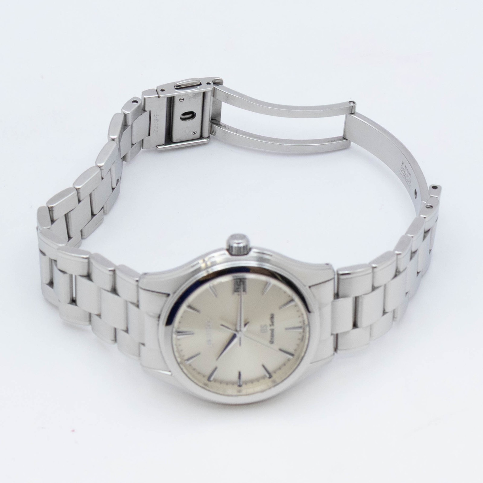 SBGX005 White Dial Quartz Watch