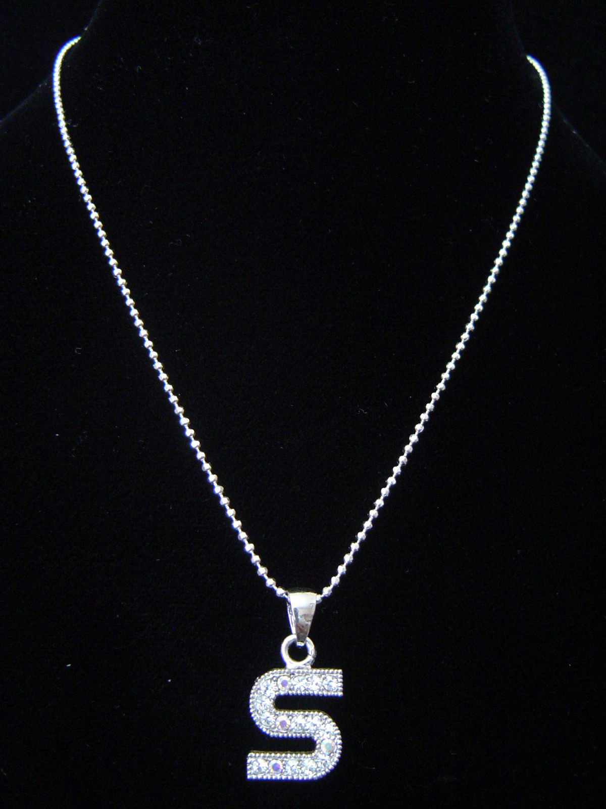 “S” LETTER INITIAL ALPHABET PENDANT CHARM NECKLACE SILVER TONE CRYSTAL 5 COLORS