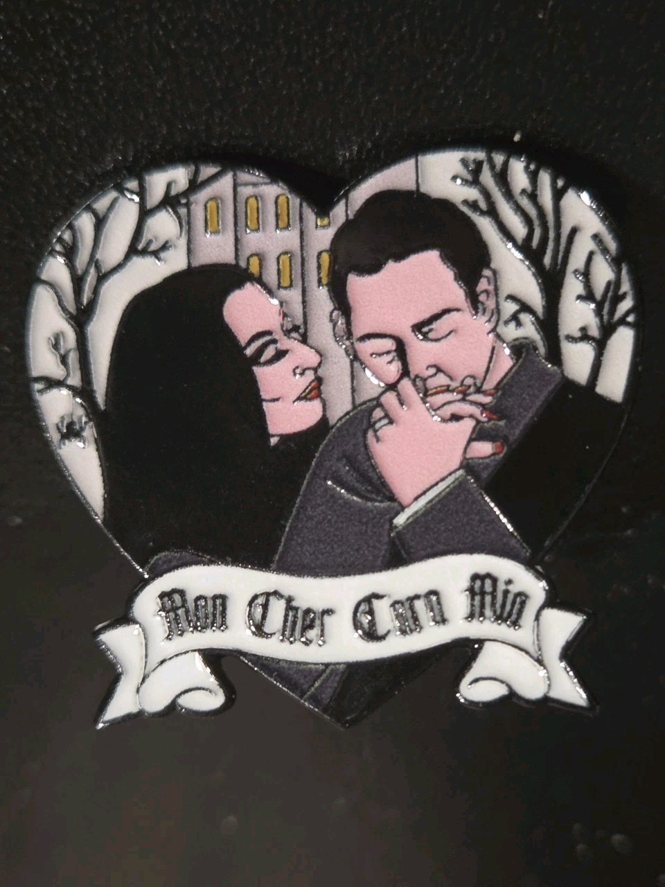 ADDAMS FAMILY HEART enamel pin brooch