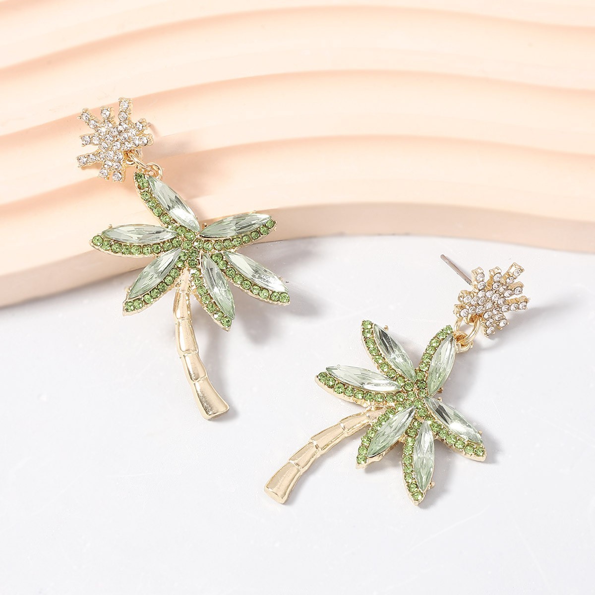 Women’s Bohemian Ear Studs Exquisite Rhinestone Coconut Palm Tree Alloy Earrings