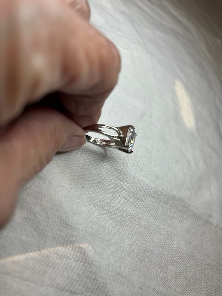 925 Sliver Sz 8 Cz Ring