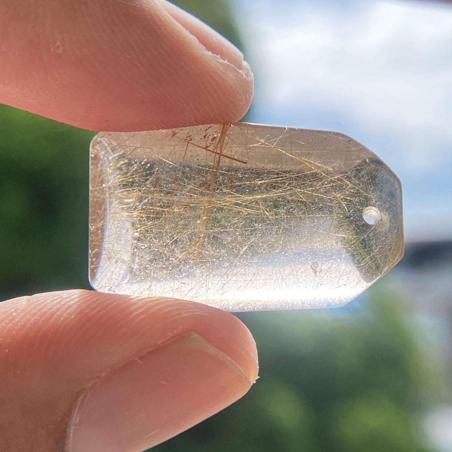 35.15 ct QUARTZ WITH RUTILE NEEDLES – BRAZIL – Natural Untreated Pendant Gem