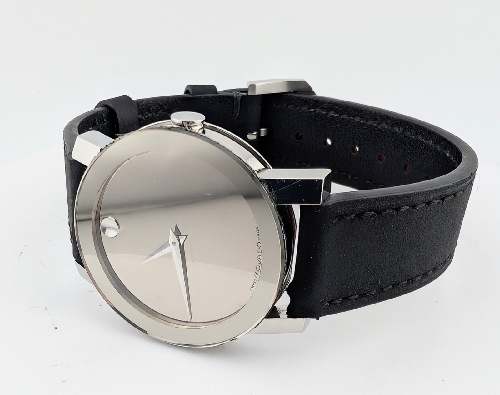 Movado Men’s Sapphire Mirror Bezel/Dial; Model #84.G1.2896 ~New Movement/Crystal