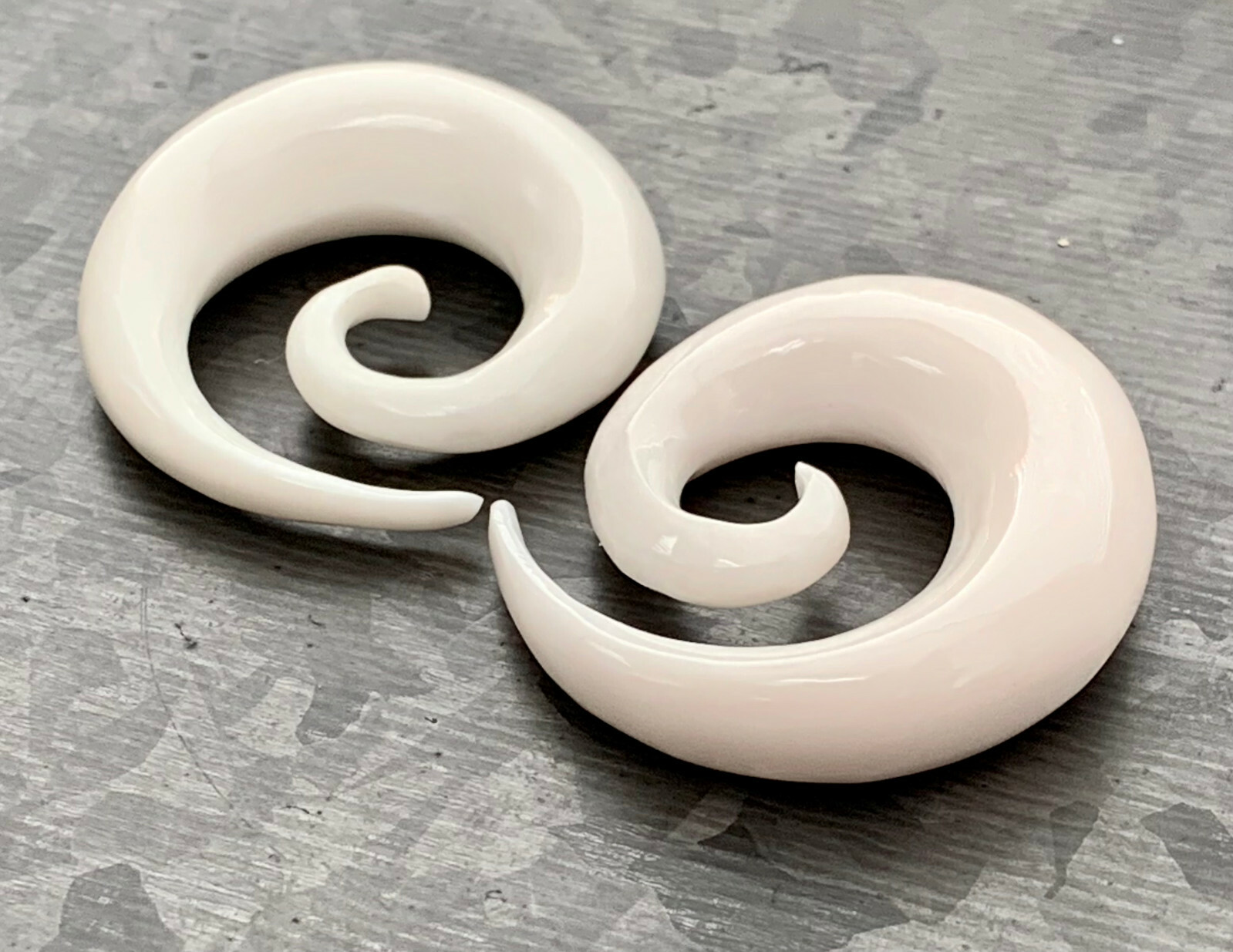 PAIR Buffalo Bone Spiral Tapers Plugs Expanders Organic Gauges Body Jewelry