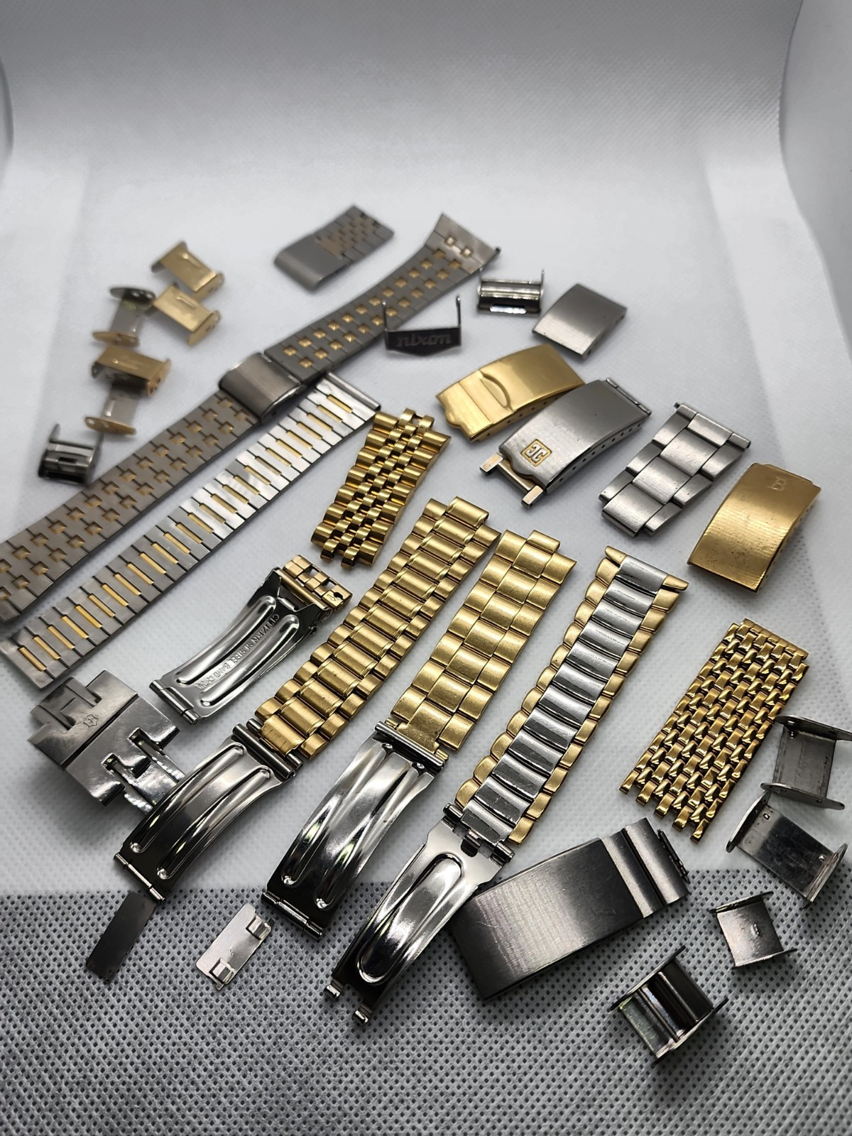 Lot Of Incomplete Vintage Folding & Sliding Clasp Watch Band Parts Repair Pieces