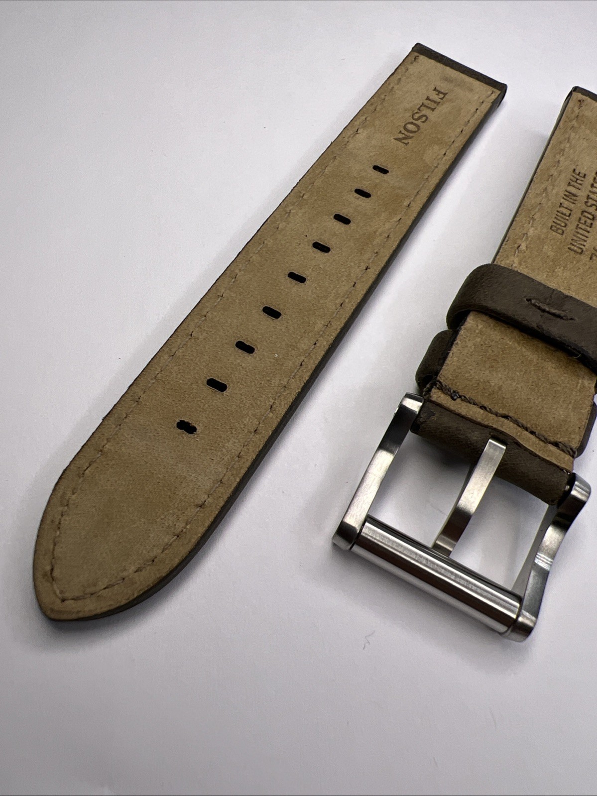 Filson Mushroom Gray/Brown 20mm – 20mm Horween Leather Watch Strap & Steel Tang