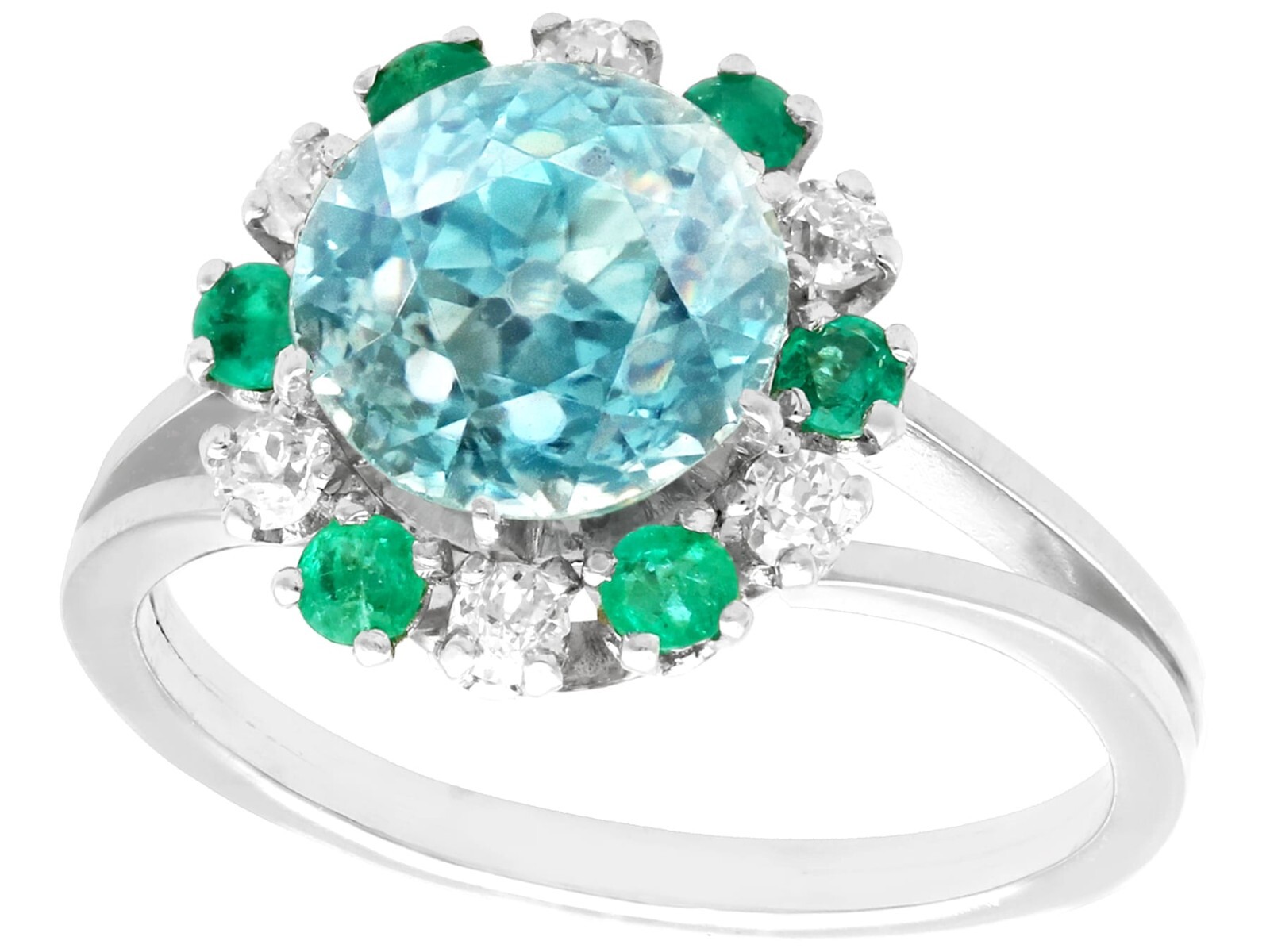 1940s 5.35 Ct Zircon & 0.25 Ct Diamond 0.24 Ct Emerald 18k White Gold Ring