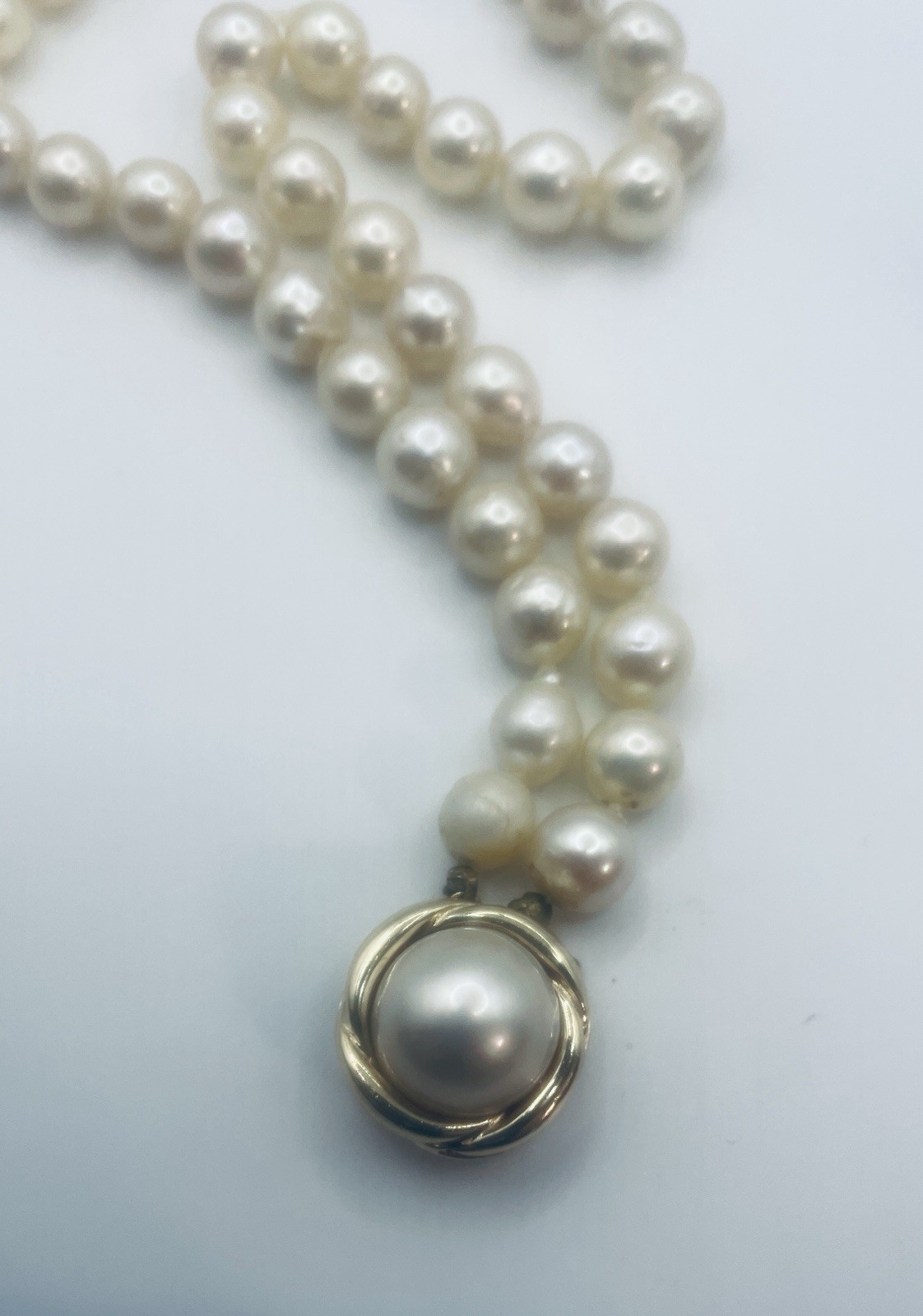 pearl necklaces for women