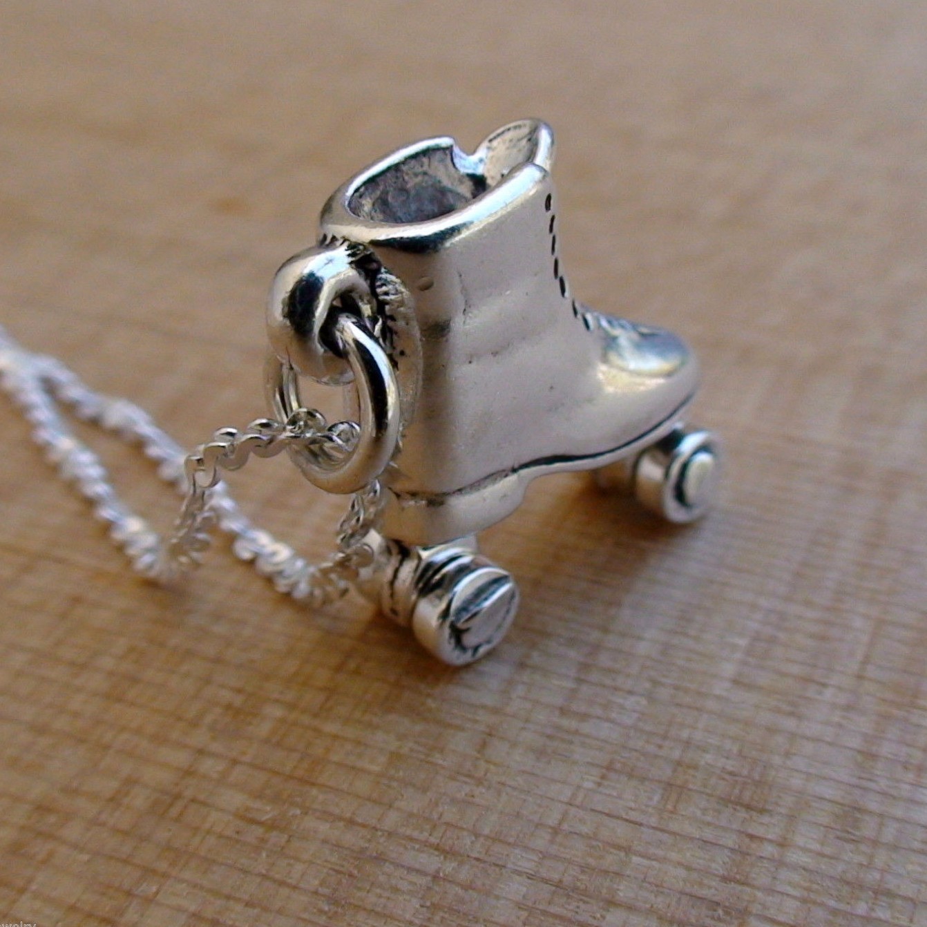 Roller Skate Charm Necklace -925 Sterling Silver – Rink Skating Skater Retro NEW