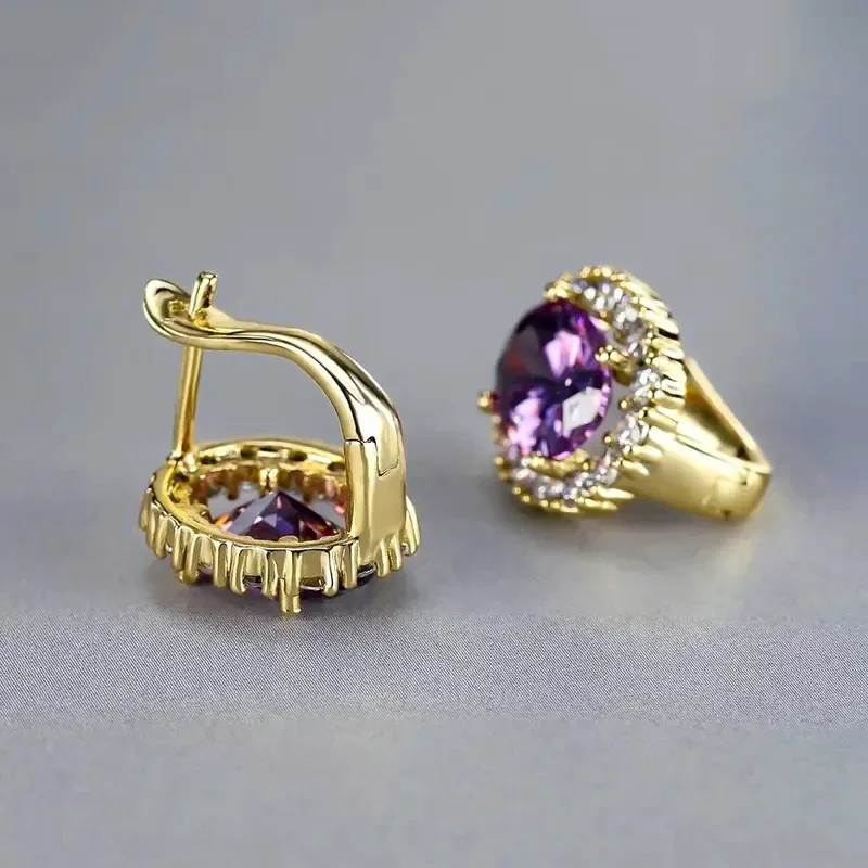 2026 exquisite multi-color oval ear buckle with French design, court style