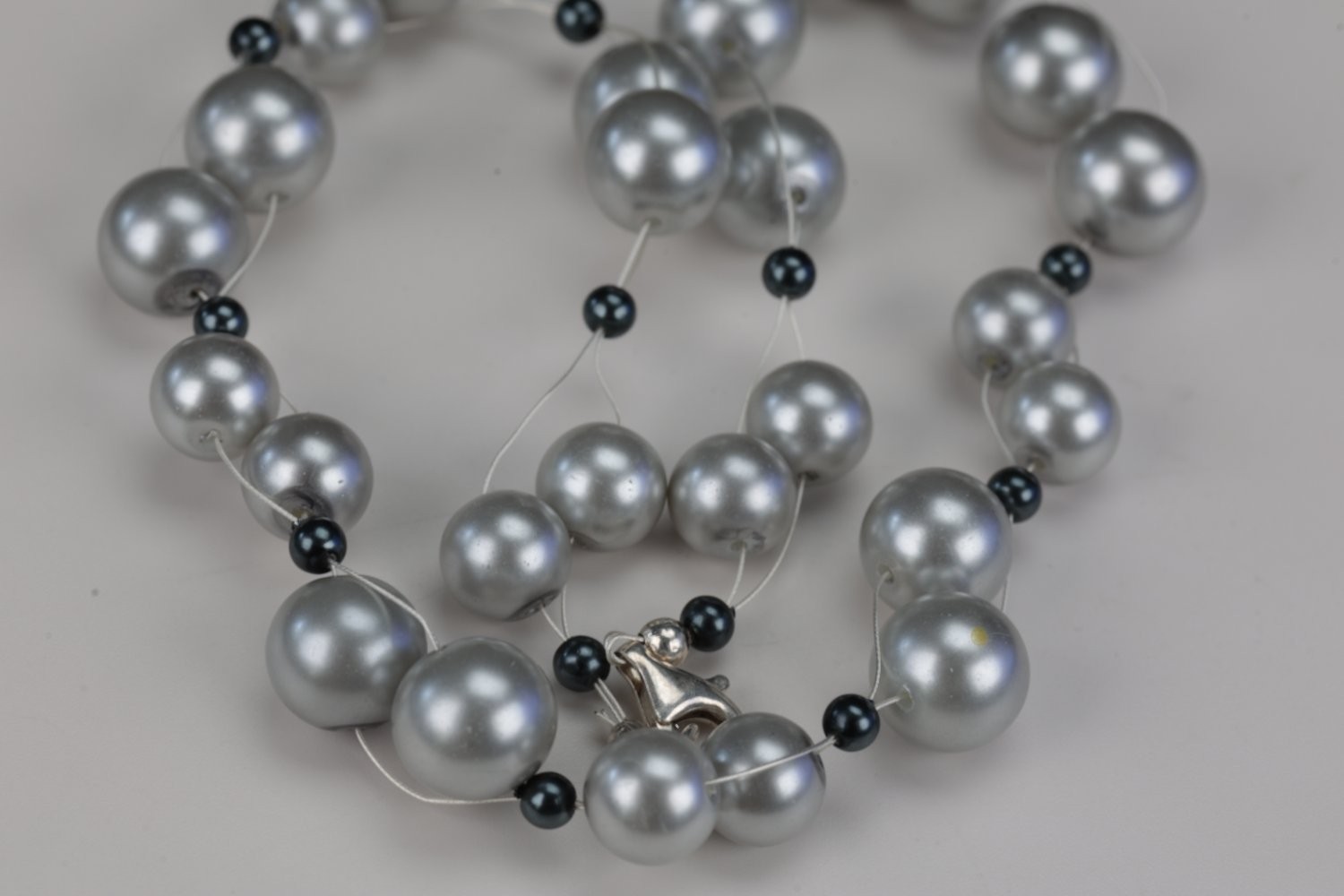 Sterling Silver 925 Gray Floating Faux Pearl Necklace 18 Inch 47g