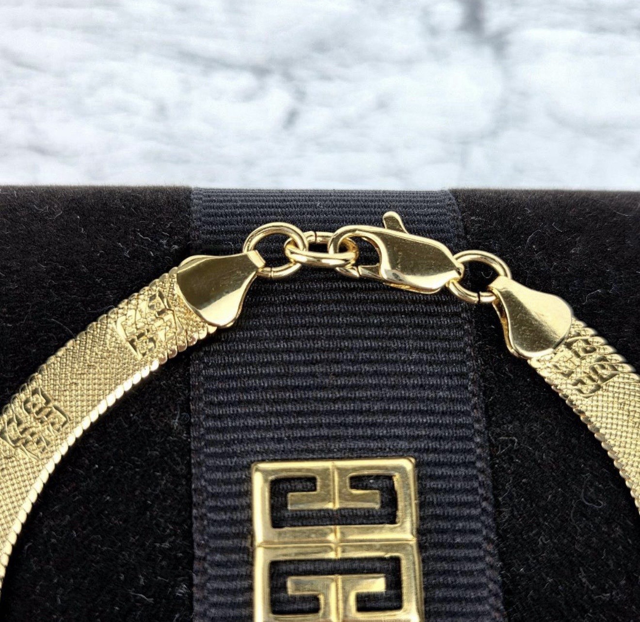 Auth Vintage GIVENCHY 4G Logo Flat Herringbone Chain Bracelet Gold Plated Luxury