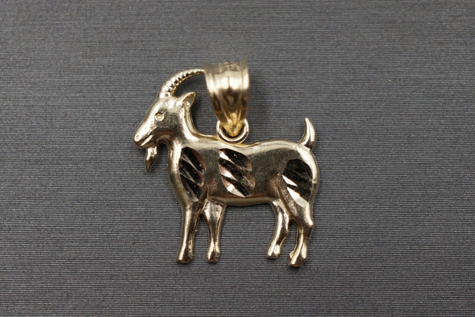 10K Solid Yellow Gold 0.75″ Small Goat Charm Pendant.