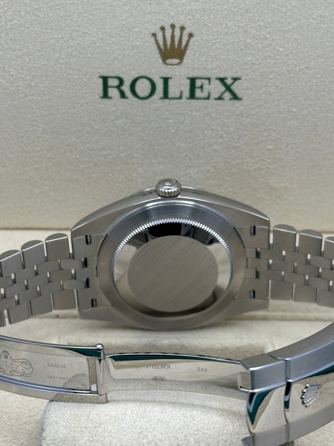 Rolex 126300 Blue Roman