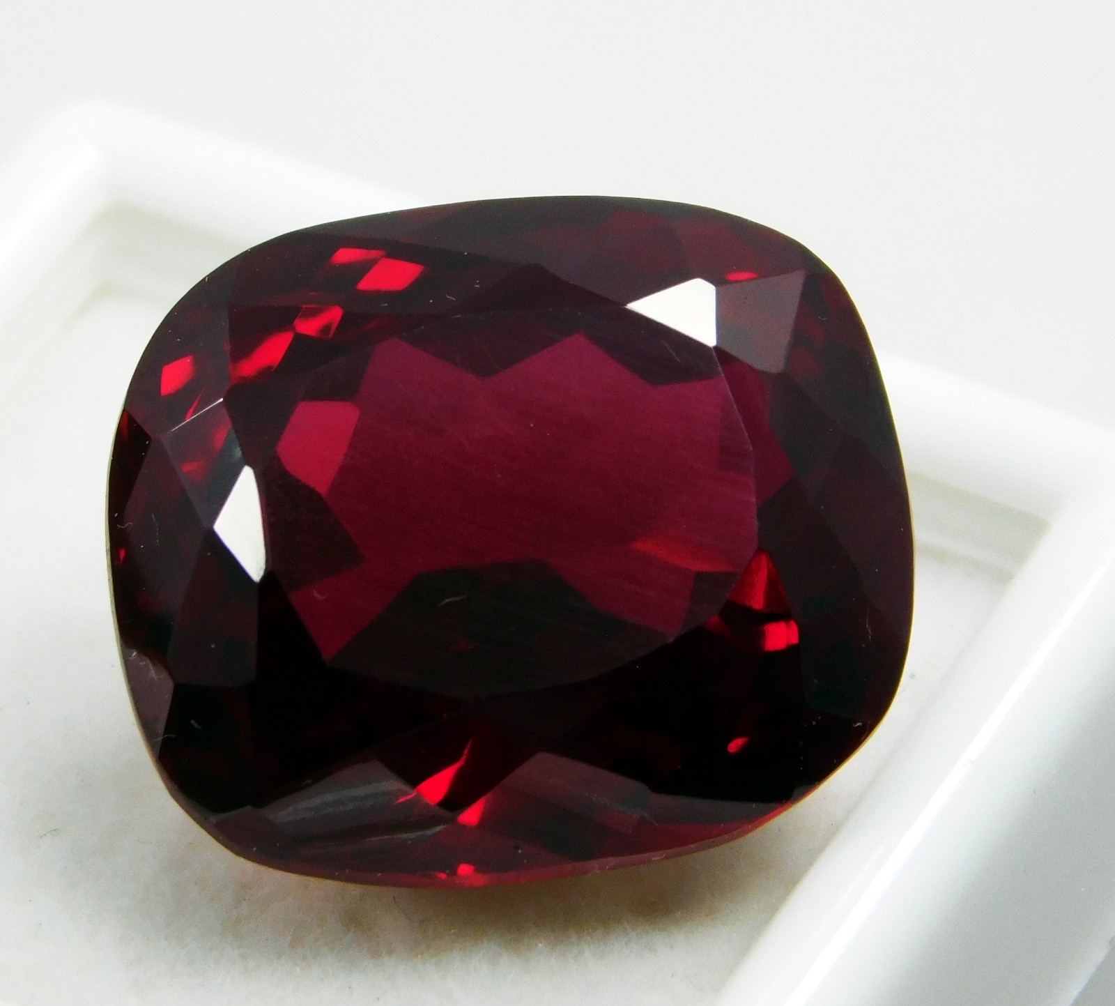 Certified 24.40 Ct Natural Burma Pigeon Blood Red Ruby Loose Gemstone Unheated