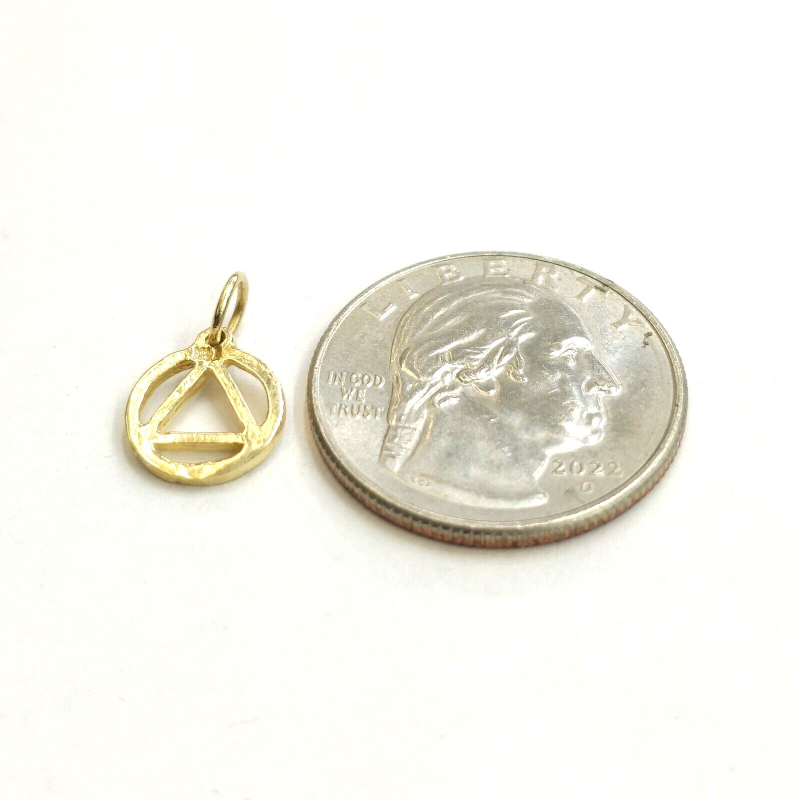 14k yellow Gold Tiny Alcoholics Anonymous circle triangle AA Symbol Pendant 0.7g